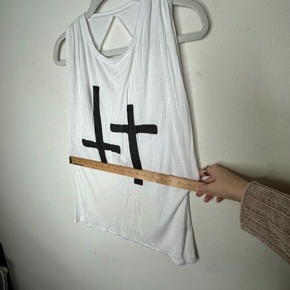 RARE Stylestalker White Sleeveless Crew Neck Cross Twisted Open Back Tee Size 8 - Picture 12 of 12